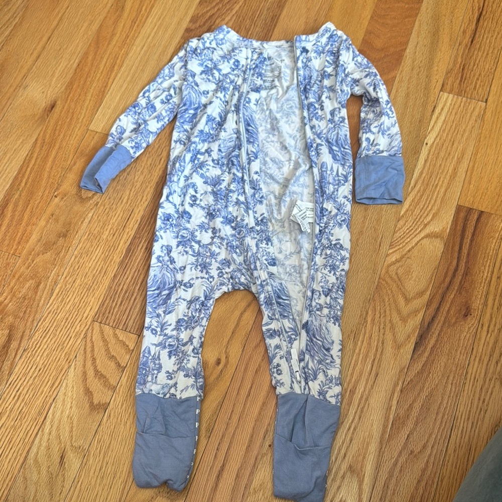 Posh Peanut Blue and White Floral Footie